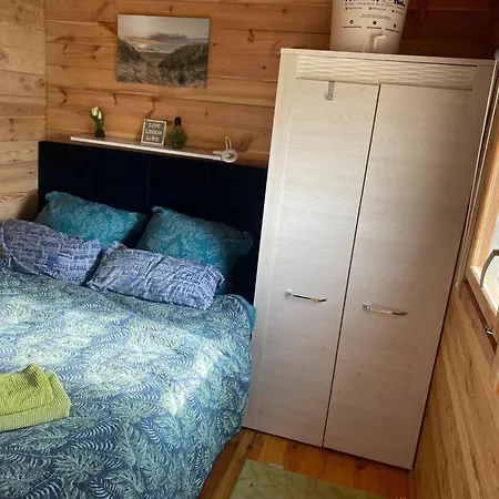 In With Sauna & Jacuzzi *