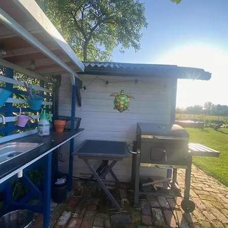 In With Sauna & Jacuzzi