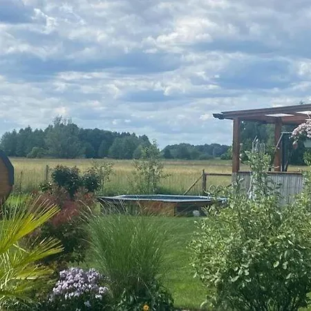 Casa vacanze In With Sauna & Jacuzzi *